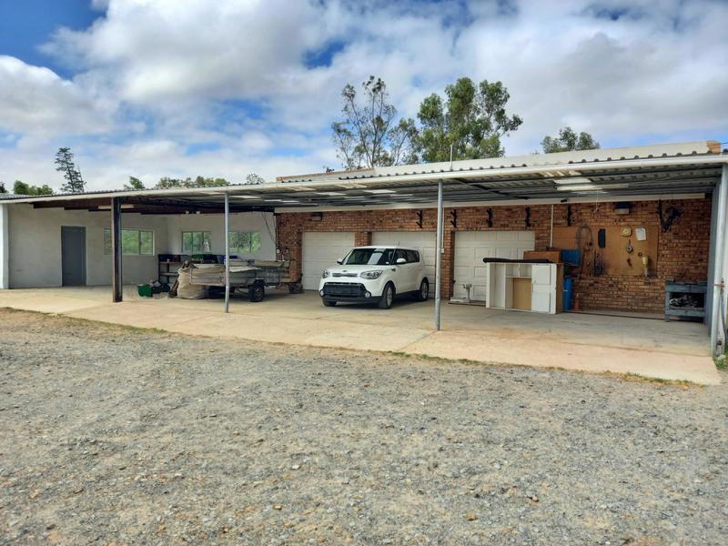 7 Bedroom Property for Sale in Dassenberg Western Cape